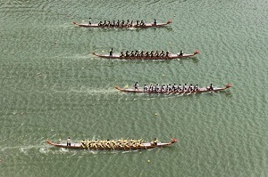 “同心奮楫 龍騰四方”：2025年武漢統(tǒng)一戰(zhàn)線民營(yíng)企業(yè)龍舟競(jìng)渡聯(lián)誼賽圓滿舉行